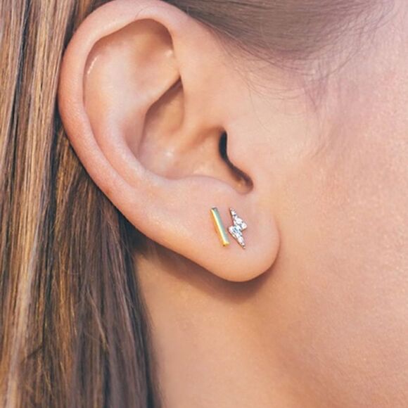 New CZ Gold over 925 Sterling Silver Lighting Bolt Stud Earrings - Picture 10 of 11